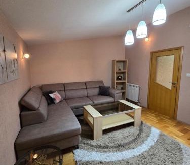 Burtaisi Apartment | UnaTea Suites