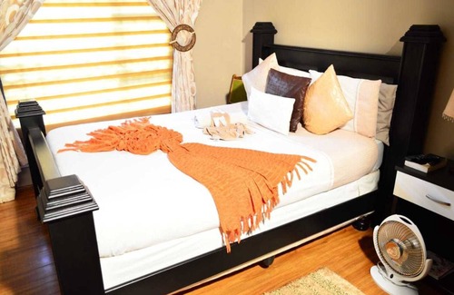 Phuthaditjhaba House | Unathi Guest Lodge