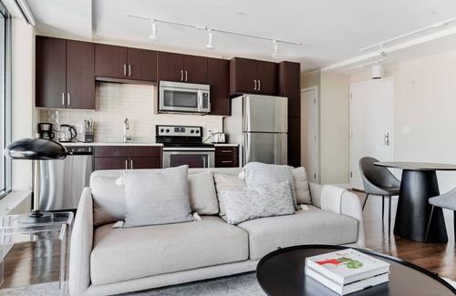 Theatre District Apartment | Unbelievable Chinatown 1BR w/W/D, near Green Line & Bars, by Blueground