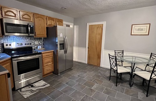 Leadsville Apartment | Unbelievable penthouse-style apartment in the heart of Elkins, WV.