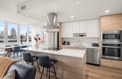 Inner Harbour Condo | Unbelievable waterfront condo, Modern 2 Bedroom, Downtown Victoria.