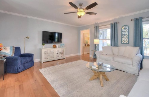 Tranquil Harbour House | Uncle Billy's Hideaway / Water Way Views and More!