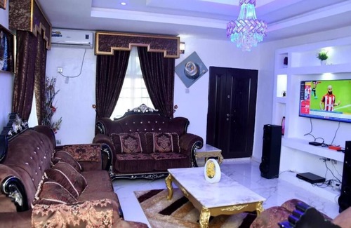 Ijare Apartment | Uncle Love Serviced Apartments — A Modern and Relaxing 3-Bedroom Apartment