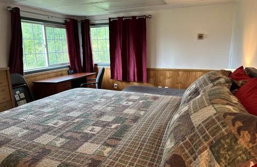 Copper Center Hotel | Uncle Nicolai's Inn B&B