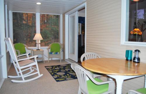 Glen Arbor House | Uncle Warren's Retreat