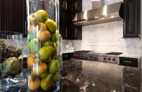 Dallas House | Uncommon Grounds Estate