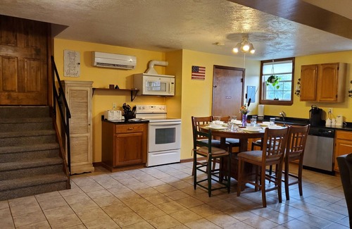 West End Apartment | Under 5 minutes to All Star Village with heated in-ground pool