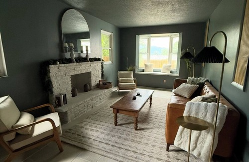 Cimarron Hills House | Under The Fig Tree - A Sanctuary of Stillness and Beauty beneath Pikes Peak