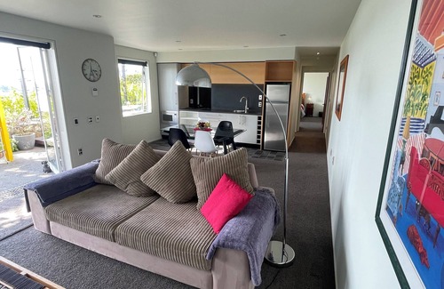 Mount Pleasant Apartment | Under the Yellow Canopy, St Andrews Hill Road, Mt Pleasant, Christchurch NZ