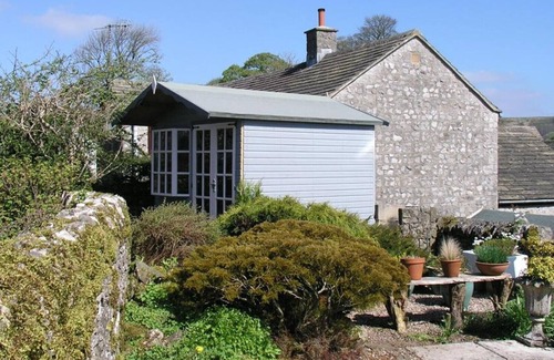 Foolow House | Undercroft - Two Bedroom House, Sleeps 4