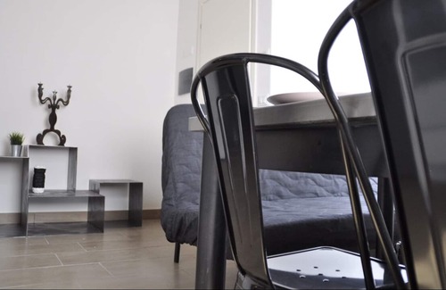 Casalecchio di Reno Apartment | Underground apartment with private parking
