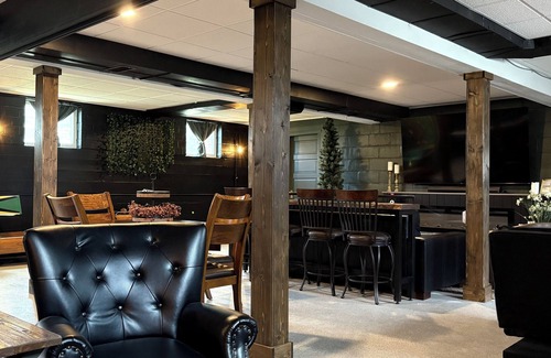 Fort Recovery House | Underground Speakeasy Experience in Historic Fort Recovery - Sleeps 14