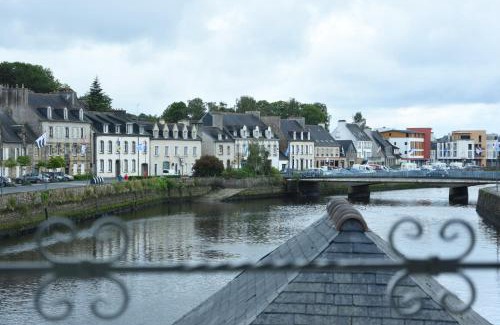 Landerneau Apartment | une nuit sur le pont 1