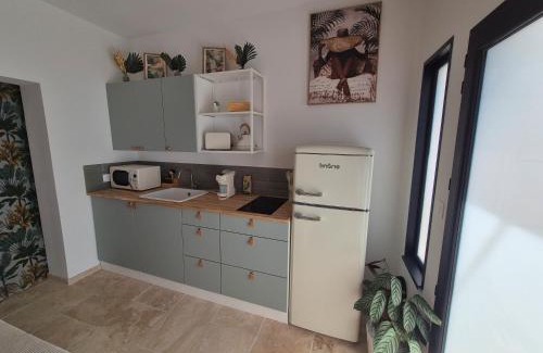 Taillades Apartment | Une parenthèse en luberon, jacuzzi