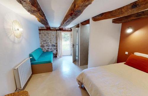 Saint-Julien-pres-Bort Bed & Breakfast | Une pause en Corrèze