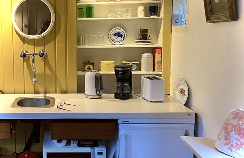 Amstelveld Apartment | Unesco World Heritage Area a 17th Century Studio located in an inner garden.