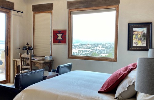 Youngsville Bed & Breakfast | Unforgettable Abiquiu Views. Luxurious Stays. Daily Gourmet Breakfast.