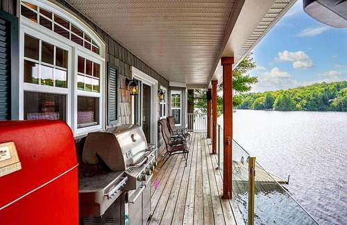Beauce-Sartigan Regional County Municipality Ski Chalet | Unforgettable Extended Stays In Beauce At The Lake