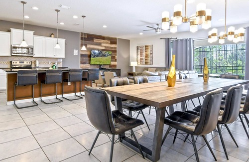 Four Corners House | Unforgettable themed 9BR House - Perfect for families!