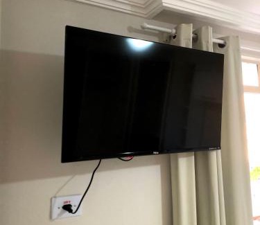 Vila Yolanda Apartment | Unidade independente e confortável, em sobrado residencial no coração de Foz! TÉRREO e piscina compartilhada