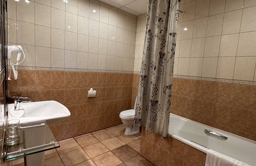 Sarkandaugava Hotel | Unimars Hotel Riga