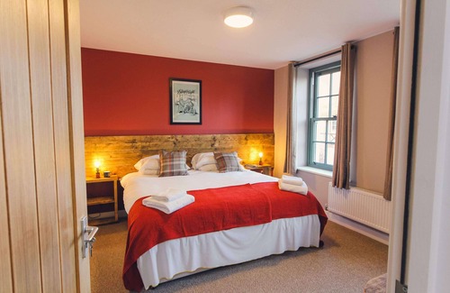 Crediton Bed & Breakfast | Union Road Moto Velo