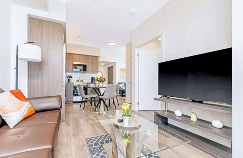 Kitchener Condo | Union Towers Condo with City Views and Patio