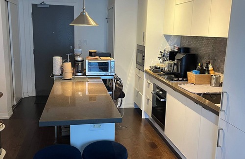 Fashion District Condo | Unique 1+1 Bed, 1 Bath, 634 Sq Ft Suite Down Town Toronto