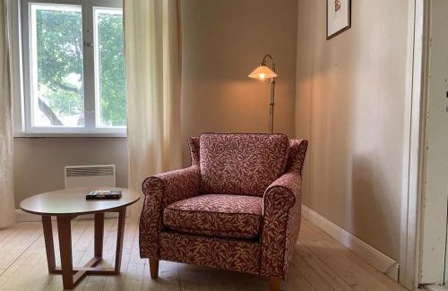Karjaa Apartment | Unique 100 year old villa, central location