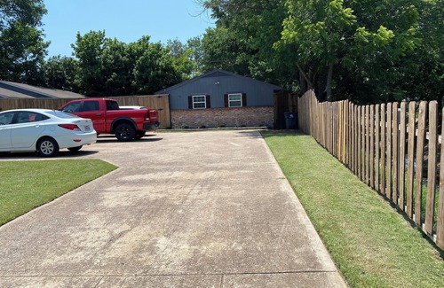 Central Arlington House | Unique 2 Bd 1 Bth wCustom Patio in the heart of the DFW/Arlington Entertain Area