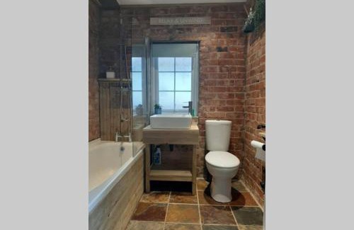 South Shore Apartment | Unique 2 Bedroom Apartment in the Ideal Location