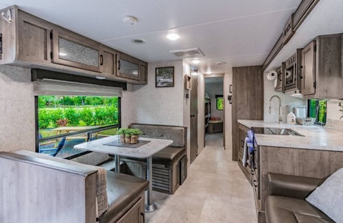 Grant-Valkaria House | Unique 2 bedroom camper w/animal encounter