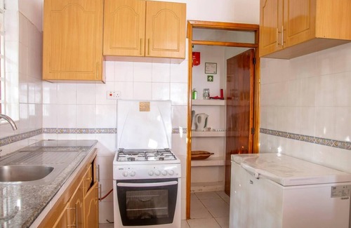 Nairobi Cottage | Unique 2BR United Nation bluezone perimeter