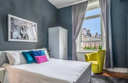 Merchiston Apartment | Unique 3 bed apartment
