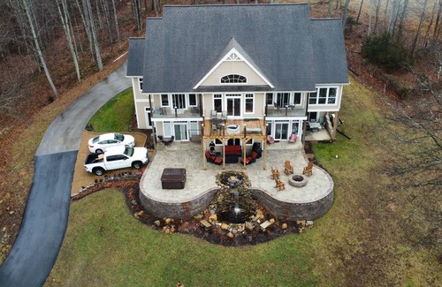 Damascus Apartment | Unique 4 ac. private country estate, stunning views, 1/4 mile to Va. Creeper!
