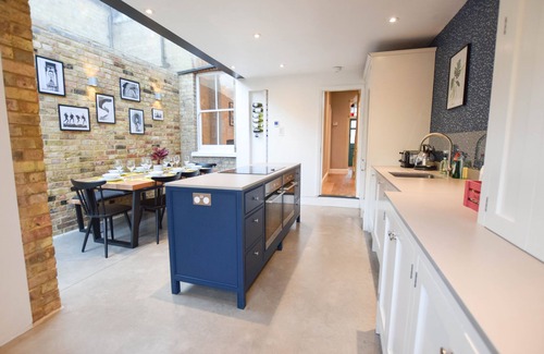 Oxford House | Unique 4 Bedroom Townhouse near Central Oxford