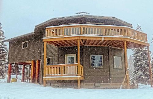 Coeur d'Alene House | Unique 40 Acre Nature Retreat with Trails and Views!