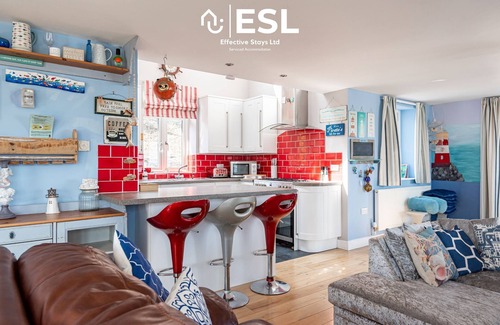 New Quay House | Unique 5-Bed House with Breathtaking Sea Views over New Quay