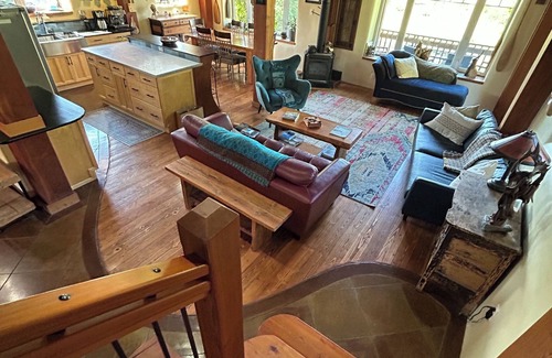 East Kootenay House | Unique and Cozy Eco Friendly Straw Bale Home in Mountain Town