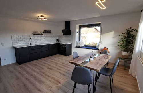 Petting Apartment | Unique and modern apartment with designer bathroom and balcony