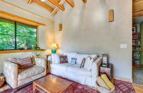Southgate House | Unique and Serene Retreat, 7 Mi to Downtown Portland