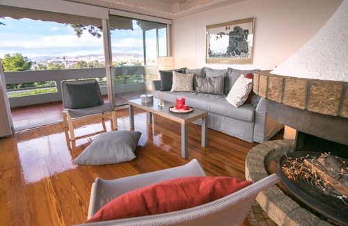 Palaio Faliro Apartment | Unique apartment in Athens Riviera