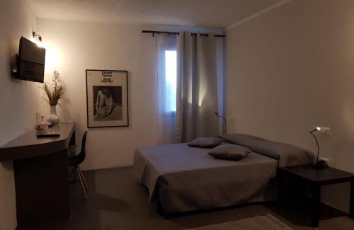 Ruoni Bed & Breakfast | Unique Art