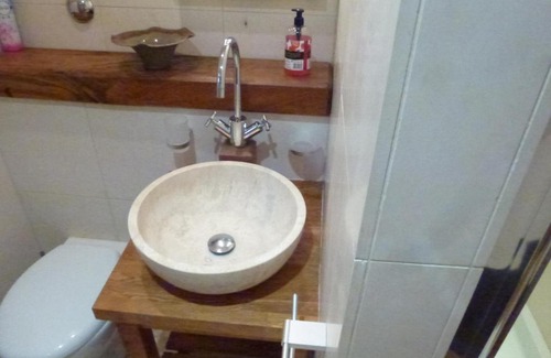 Llandeilo Apartment | UNIQUE ATTIC APPARTMENT