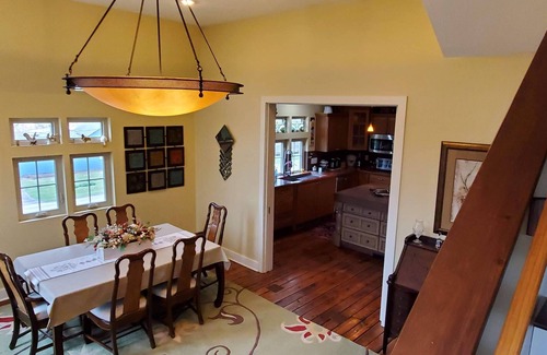 Bettendorf House | Unique Barnhouse complete with silo!