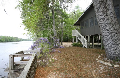 Ponce De Leon House | Unique, beautiful River Front Property w/canoeing, kayaking and wildlife viewing