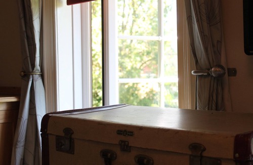 Sandy Cottage | Unique Boutique: cosywarm, sleeps 6, sauna, rural, inglenook fireplace
