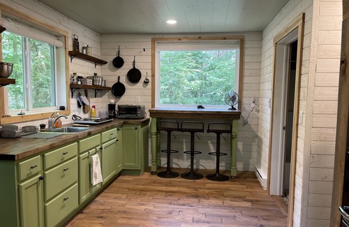 Eckerty Cabin | Unique Cabin Near Lake Patoka