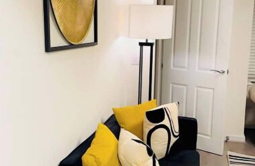 Accrington House | Unique Charming 2-Bedroom House Space for All