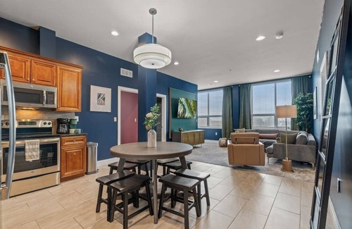 Center City East Apartment | Unique | Chinatown | Bunkbeds | Hosted By StayRafa